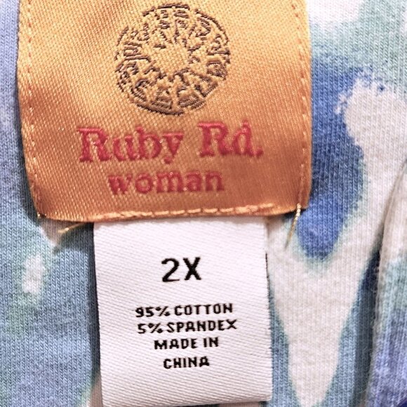 Ruby Rd Aqua/Green/White Geometric Embellished Notch Neck Top - 2X - Picture 5 of 8